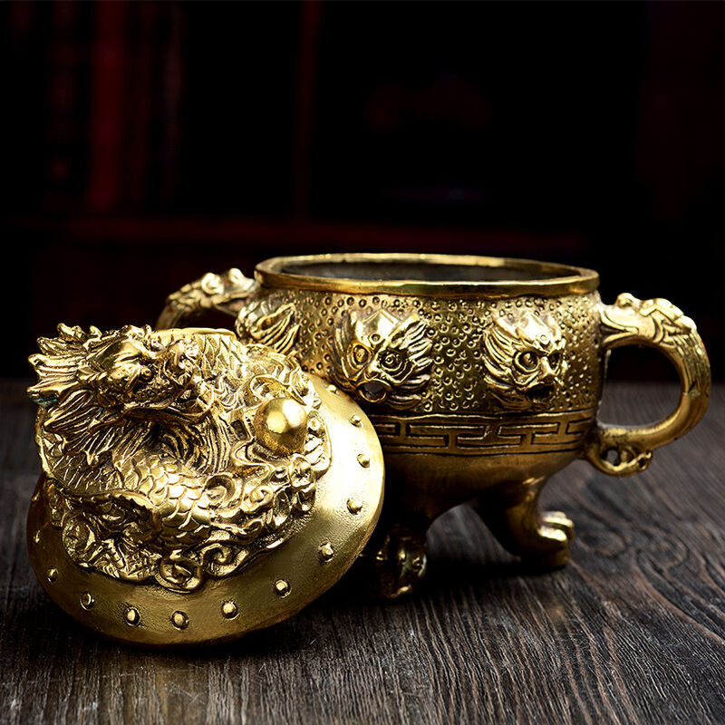 送福阁九龙熏香炉 雅致工艺，香韵绕梁的铜艺珍品